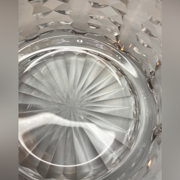 Waterford 7" Round Bowl- Bow Tie  Design - Picture 5 of 8